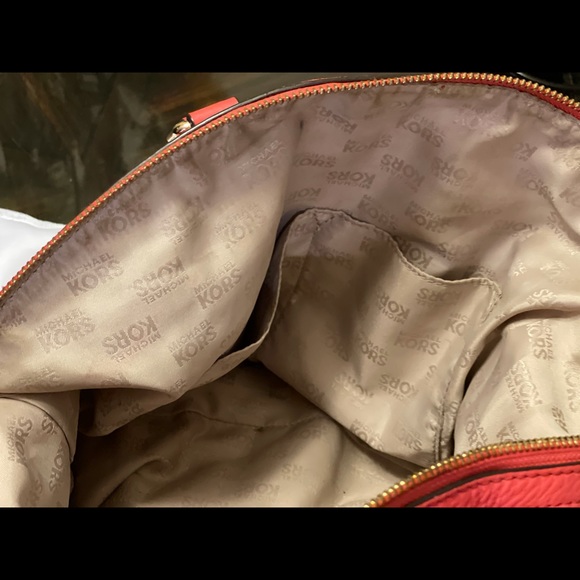 Michael Kors coral Bedford satchel handbag - Picture 2 of 6